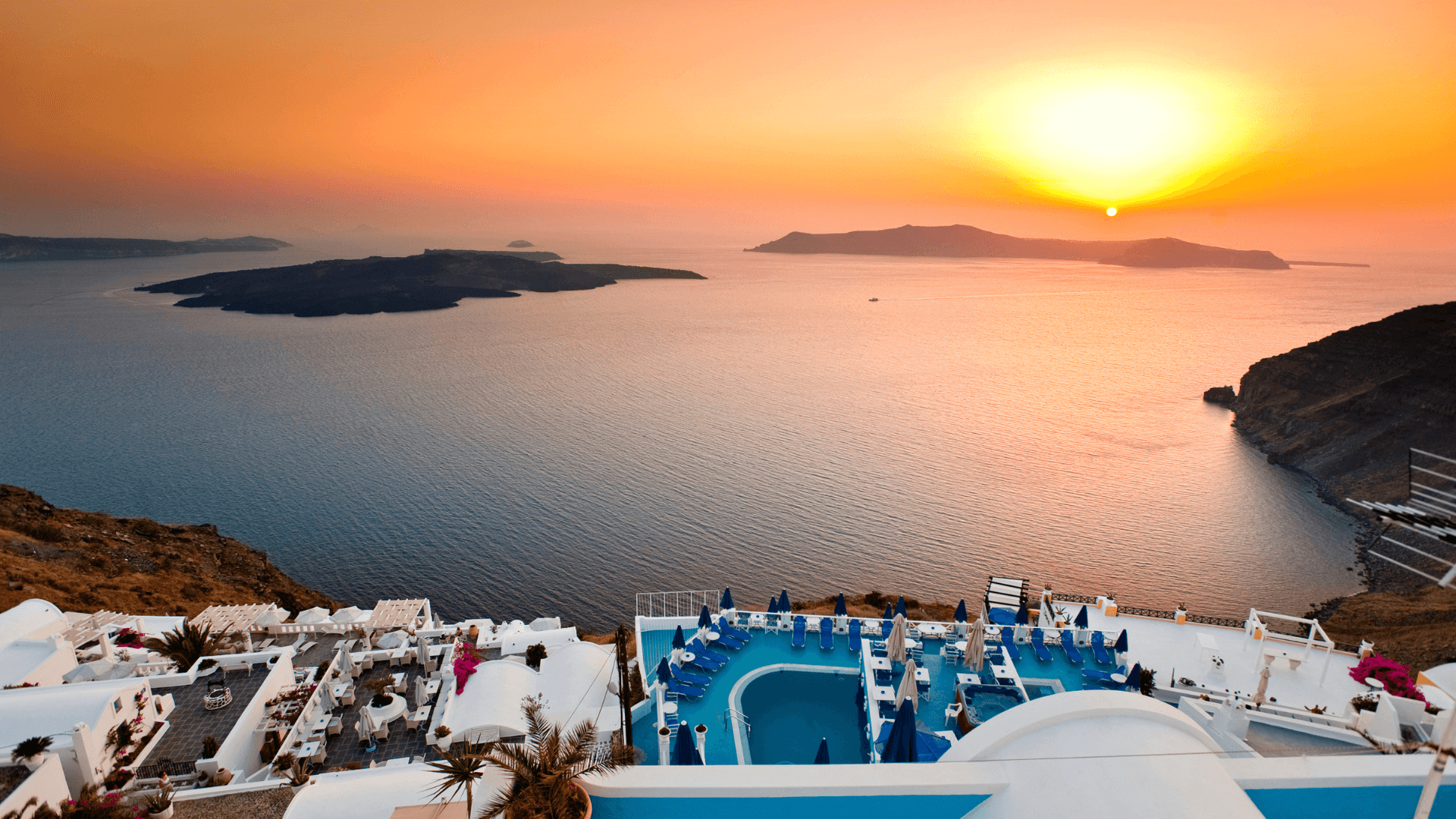 Sunset at Oia, Santorini: Witness one of the most photographed sunsets in the world, capturing Santorini’s stunning scenery.