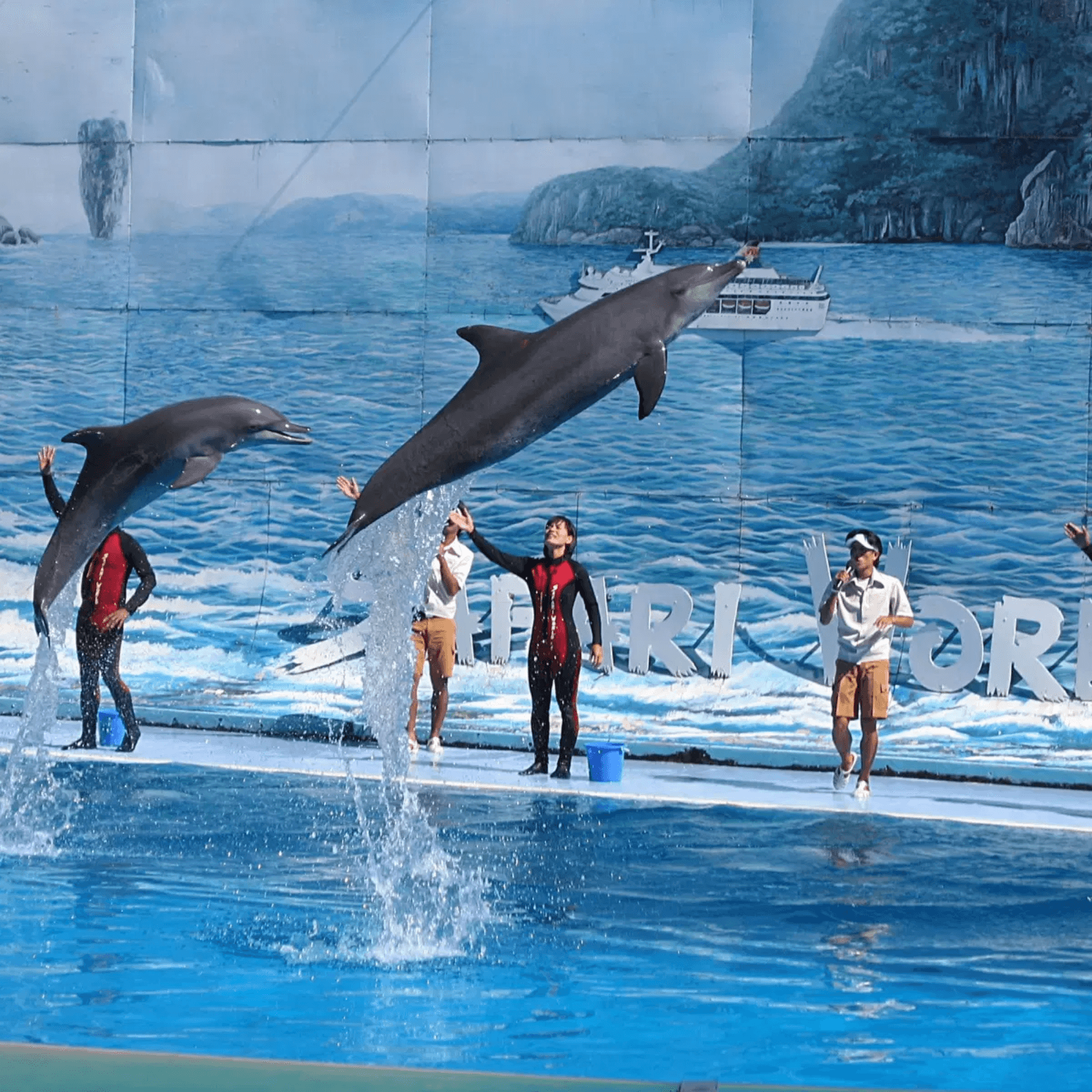 Destination image image4